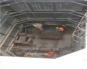 呼市北二环顶管施工中
